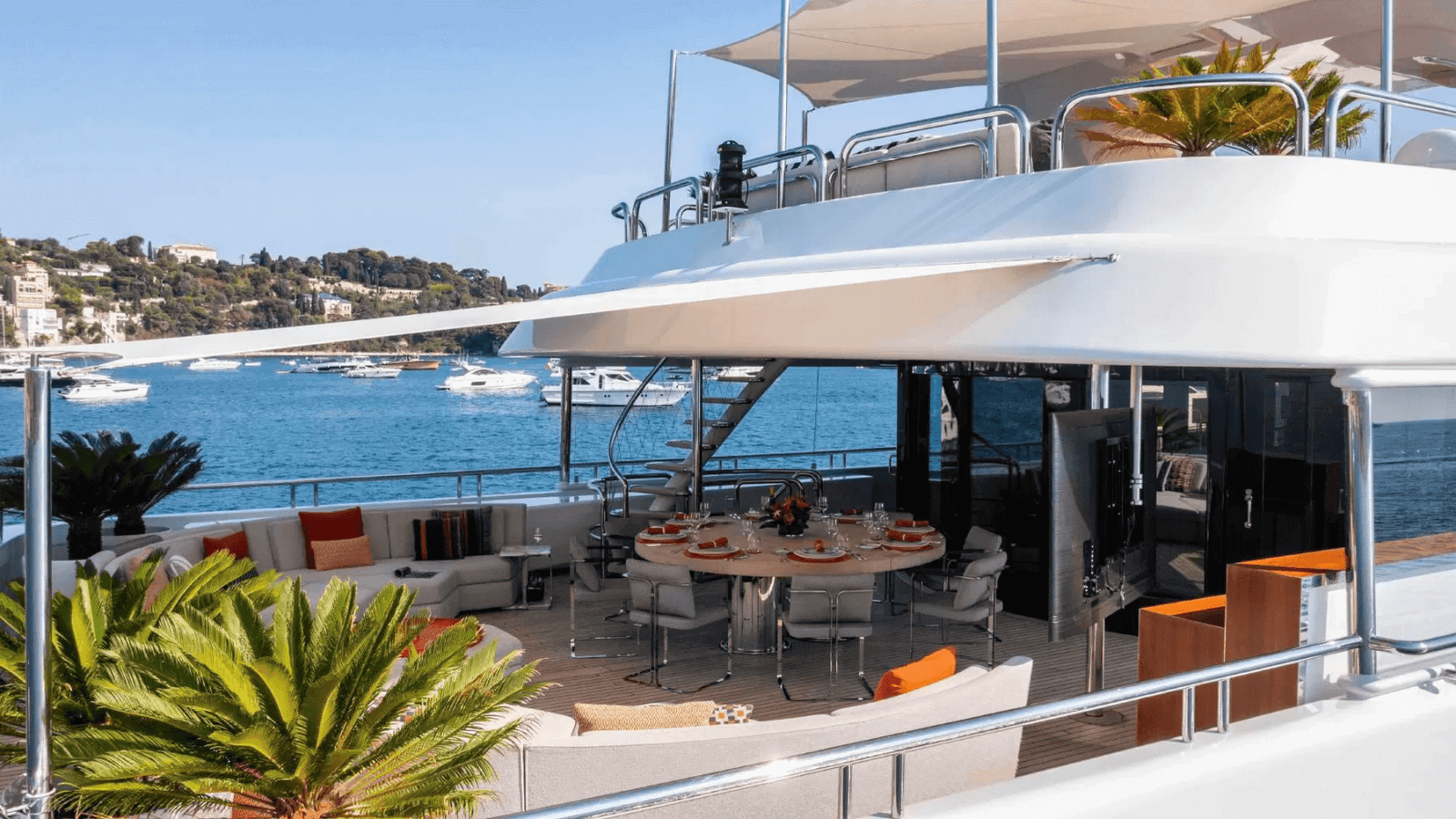 Mega Motor Yacht SEAHORSE