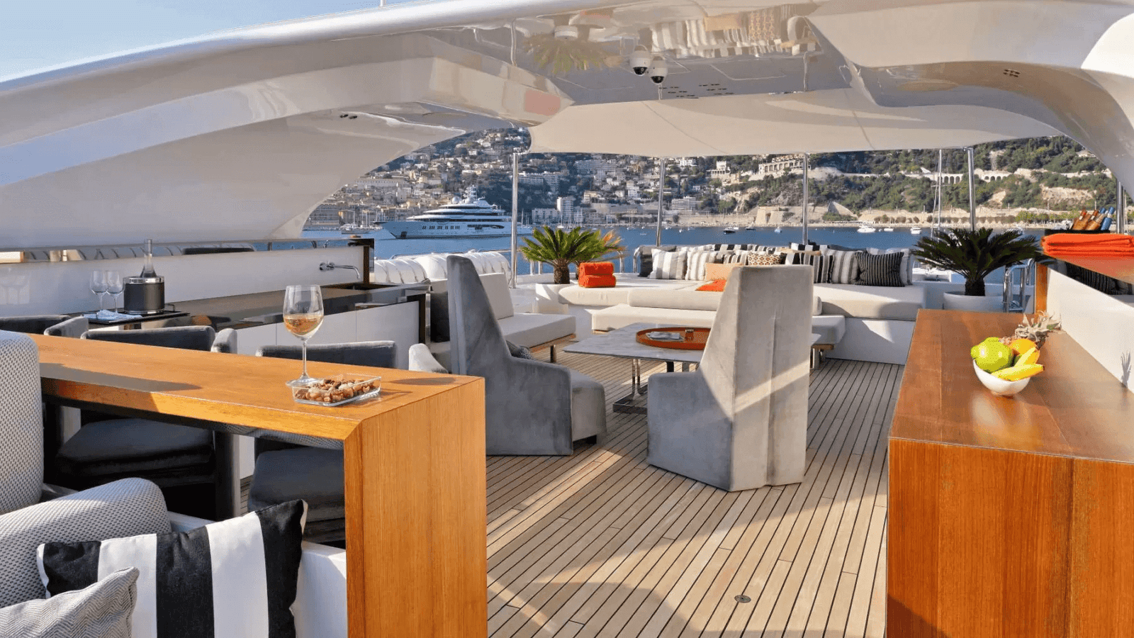 Mega Motor Yacht SEAHORSE