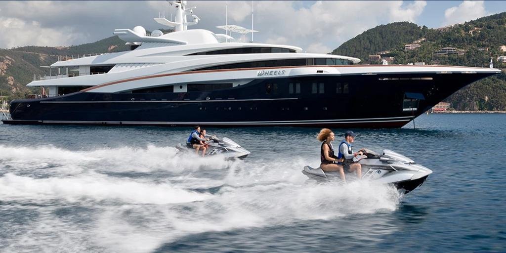 Mega Motor Yacht WHEELS | Motor Yacht Wheels 14 Hellas Yachting 1 Mega Motor Yacht WHEELS