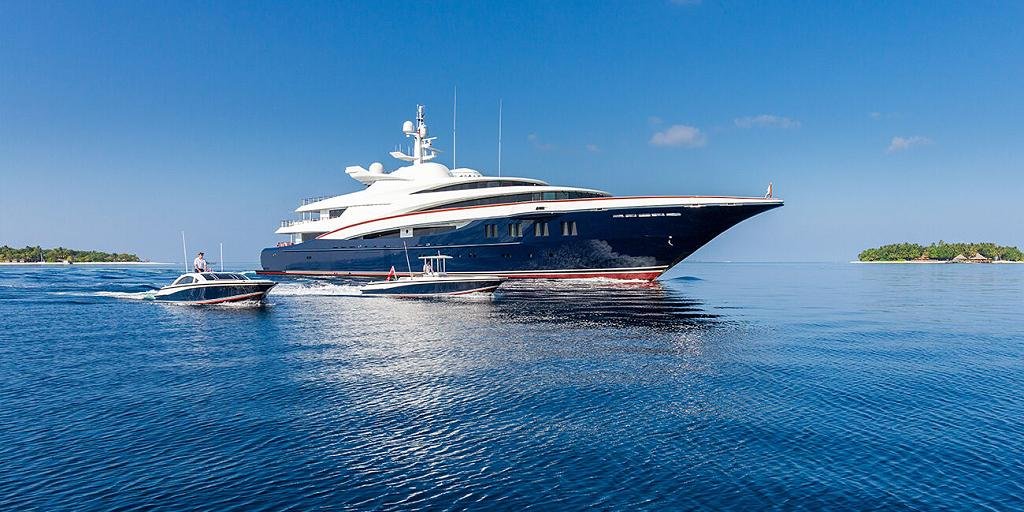 Motor-Yacht-Wheels-3-Hellas-Yachting Mega Motor Yacht WHEELS