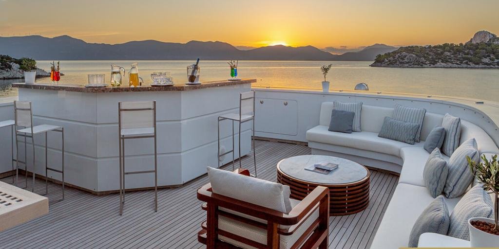 Motor-Yacht-ZALIV-III-13-Hellas-Yachting Mega Motor Yacht ZALIV III