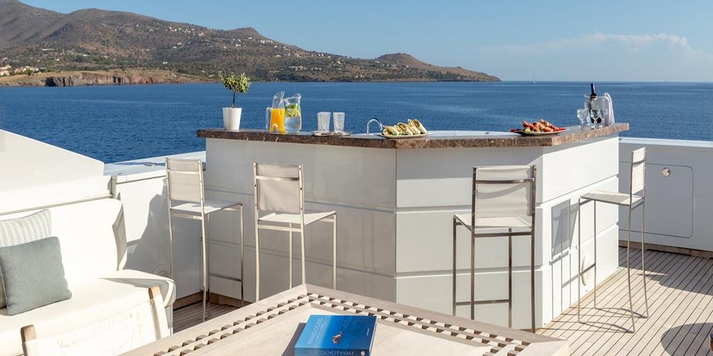 Motor-Yacht-ZALIV-III-17-Hellas-Yachting Mega Motor Yacht ZALIV III