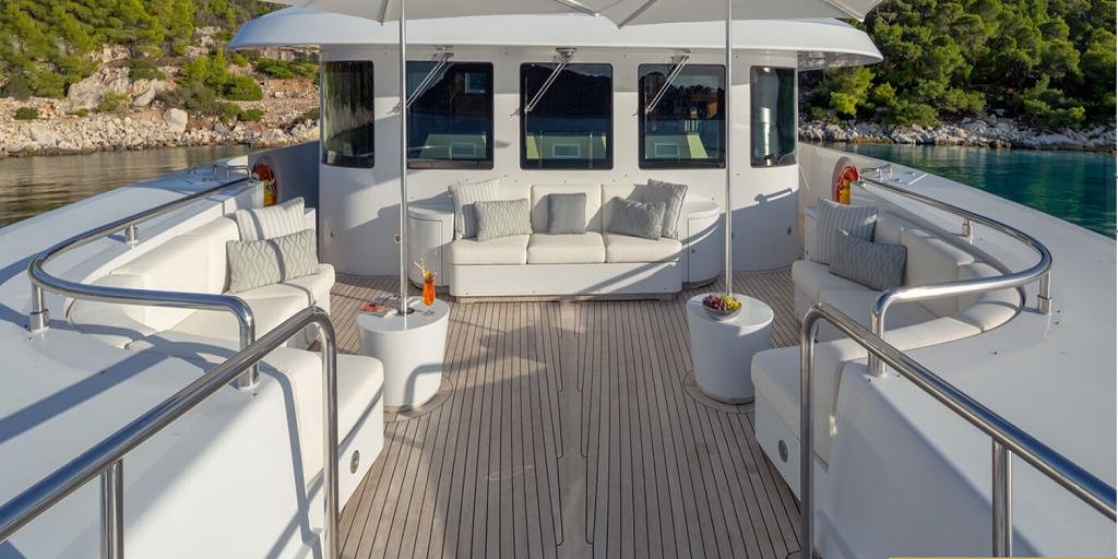 Motor-Yacht-ZALIV-III-19-Hellas-Yachting Mega Motor Yacht ZALIV III
