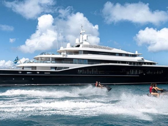 Mega Motor Yacht CARINTHIA VII