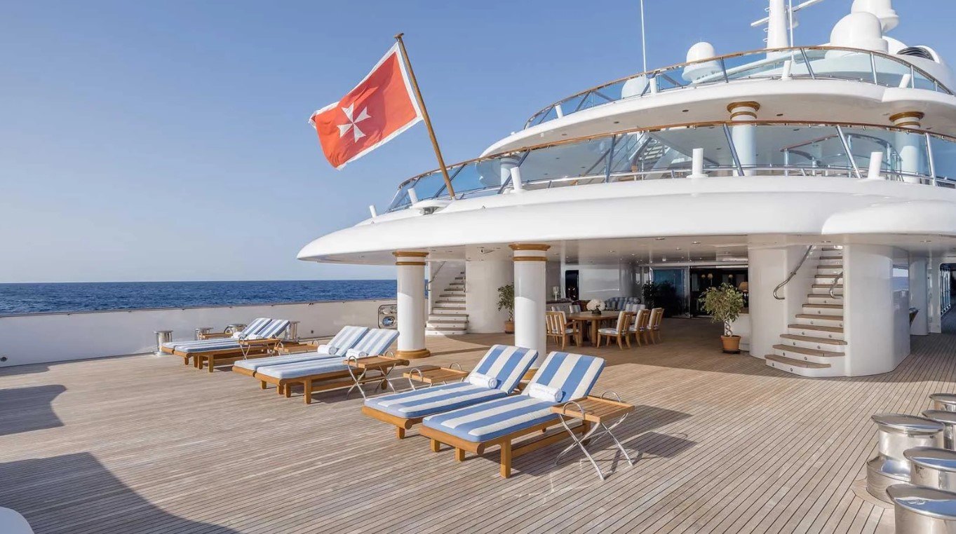Motor-yacht-CARINTHIA-VII-14 Mega Motor Yacht CARINTHIA VII