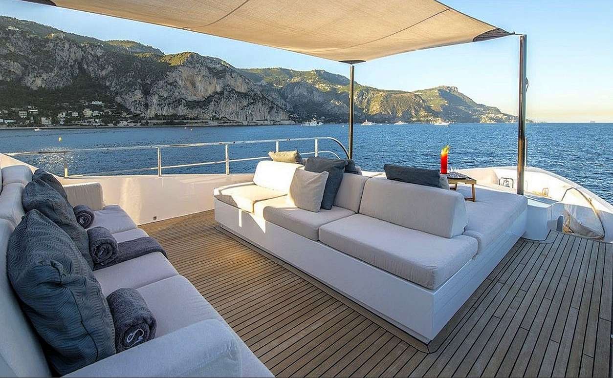 Motor-yacht-ETHOS-Hellas-Yachting-8 Mega Motor Yacht ETHOS