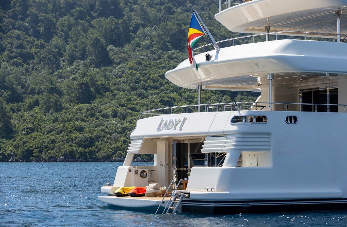 Mega Motor Yacht LADY I