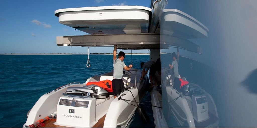 Mega Motor Yacht OASIS