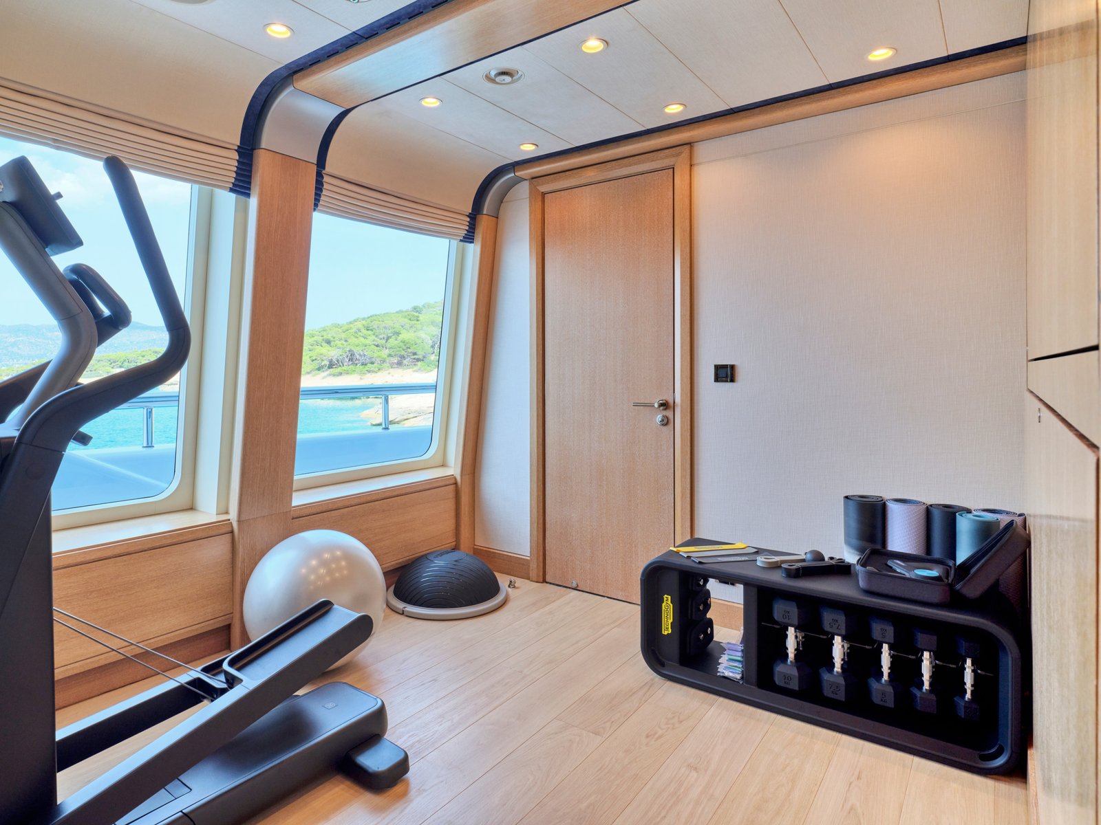 Mega Motor Yacht O’EVA