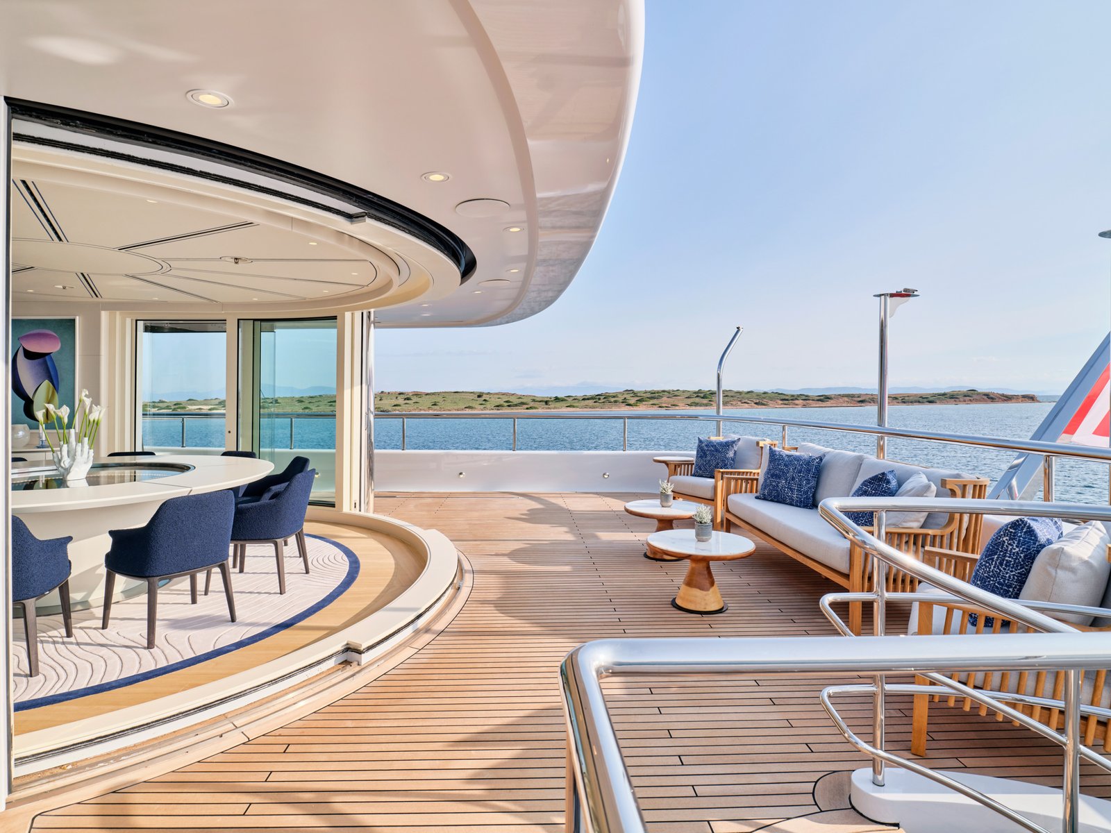 Mega Motor Yacht O’EVA