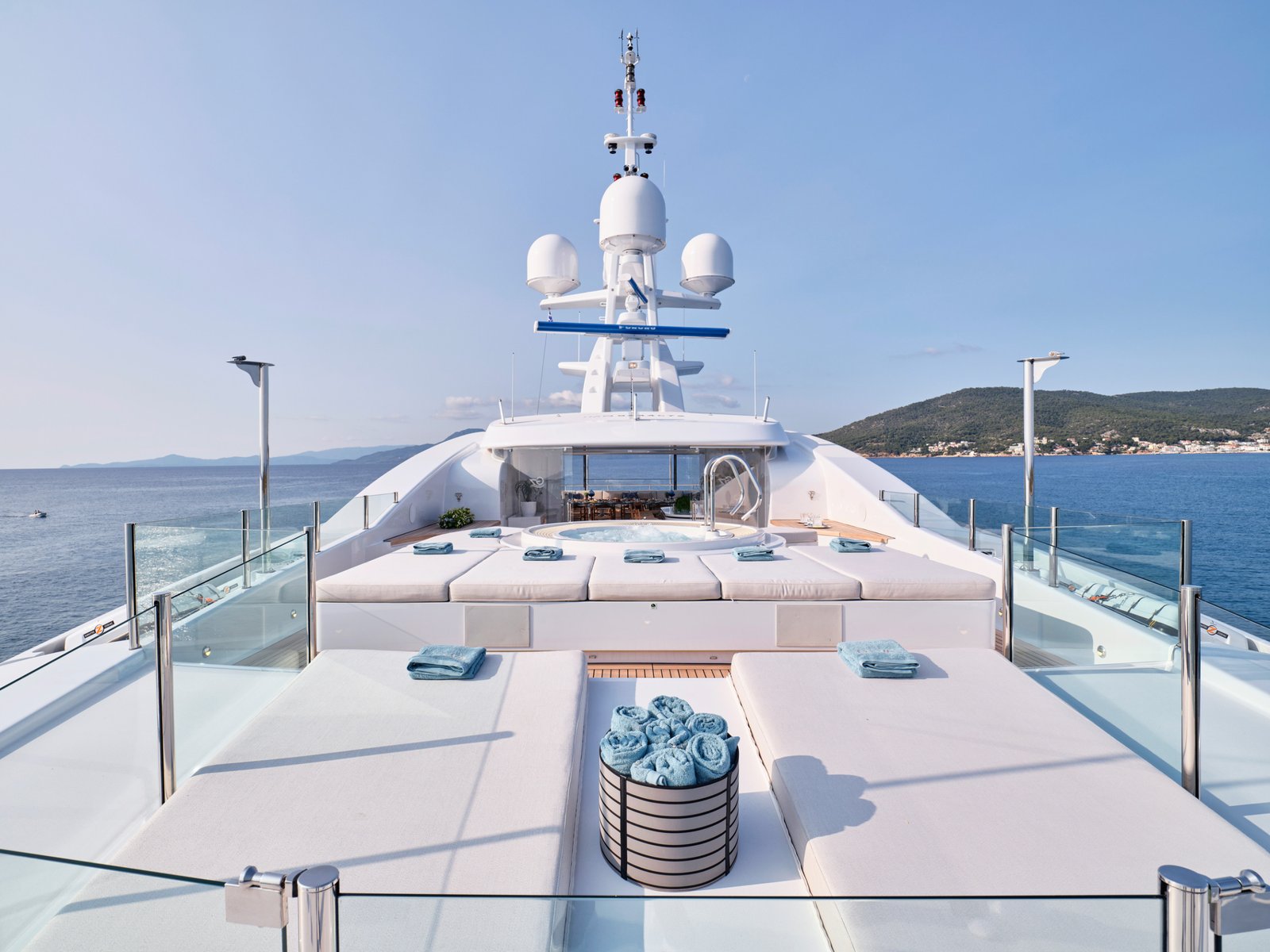 Mega Motor Yacht O’EVA