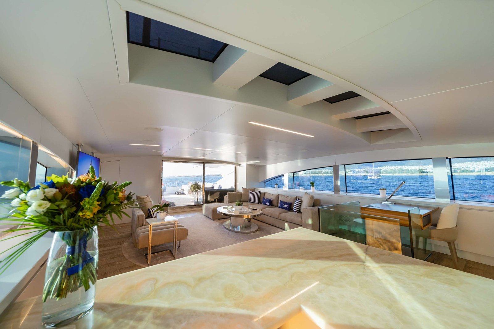 Mega Motor Yacht SEA WOLF