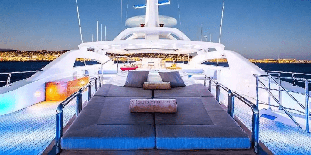 VERTIGO-Motor-Yacht-Charter-in-Greece-HELLAS-YACHTING-23 Mega Motor Yacht VERTIGO