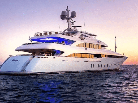 Mega Motor Yacht VERTIGO