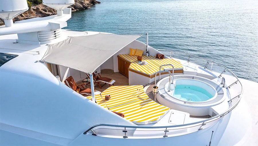Vera-yacht-charter-13 Mega Motor Yacht VERA