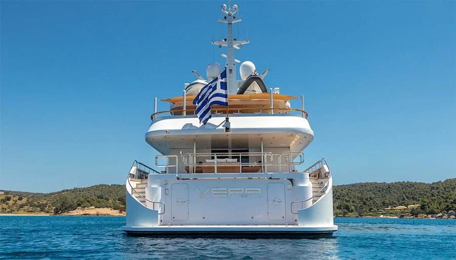Vera-yacht-charter-6 Mega Motor Yacht VERA