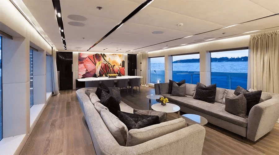 Mega Motor Yacht OURANOS