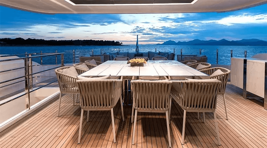 Mega Motor Yacht OURANOS