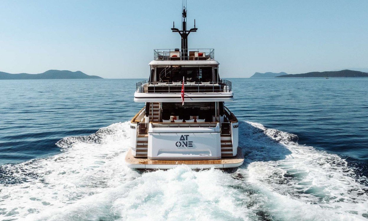 Luxury Motor Yacht AT ONE