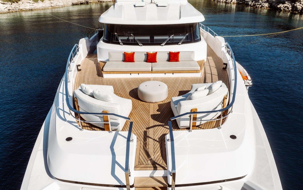 Luxury Motor Yacht AT ONE