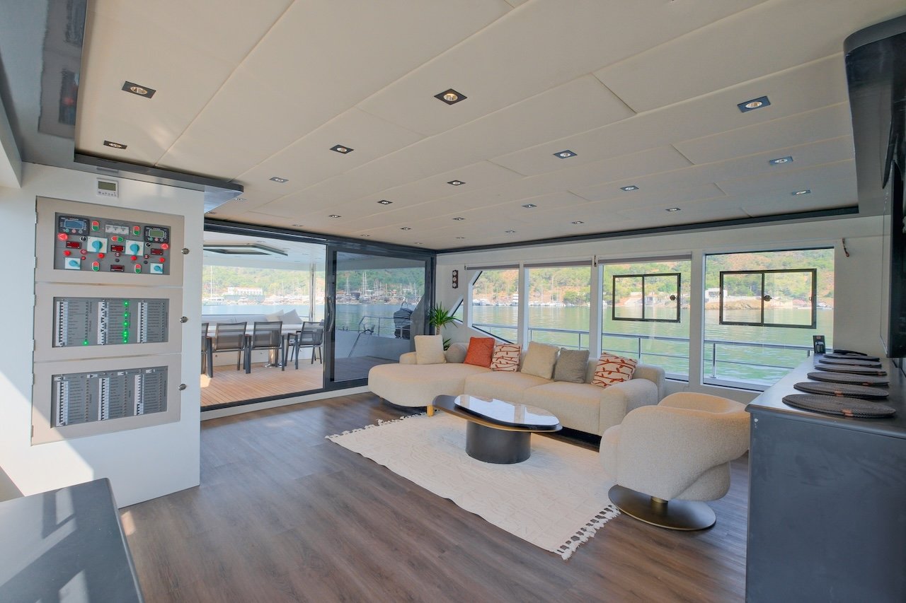 Alfa Luxury Trawler