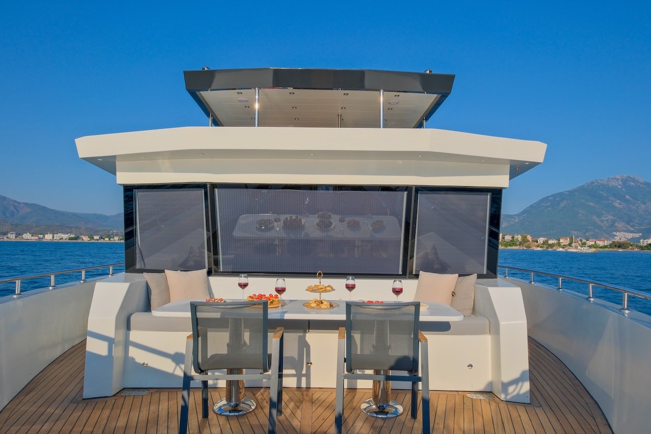 Alfa Luxury Trawler