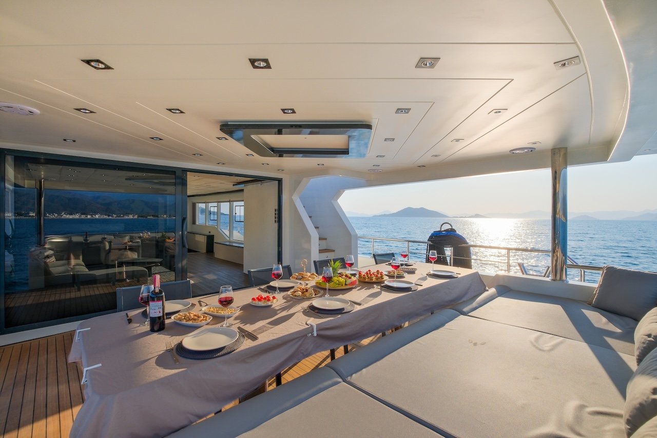 Alfa Luxury Trawler