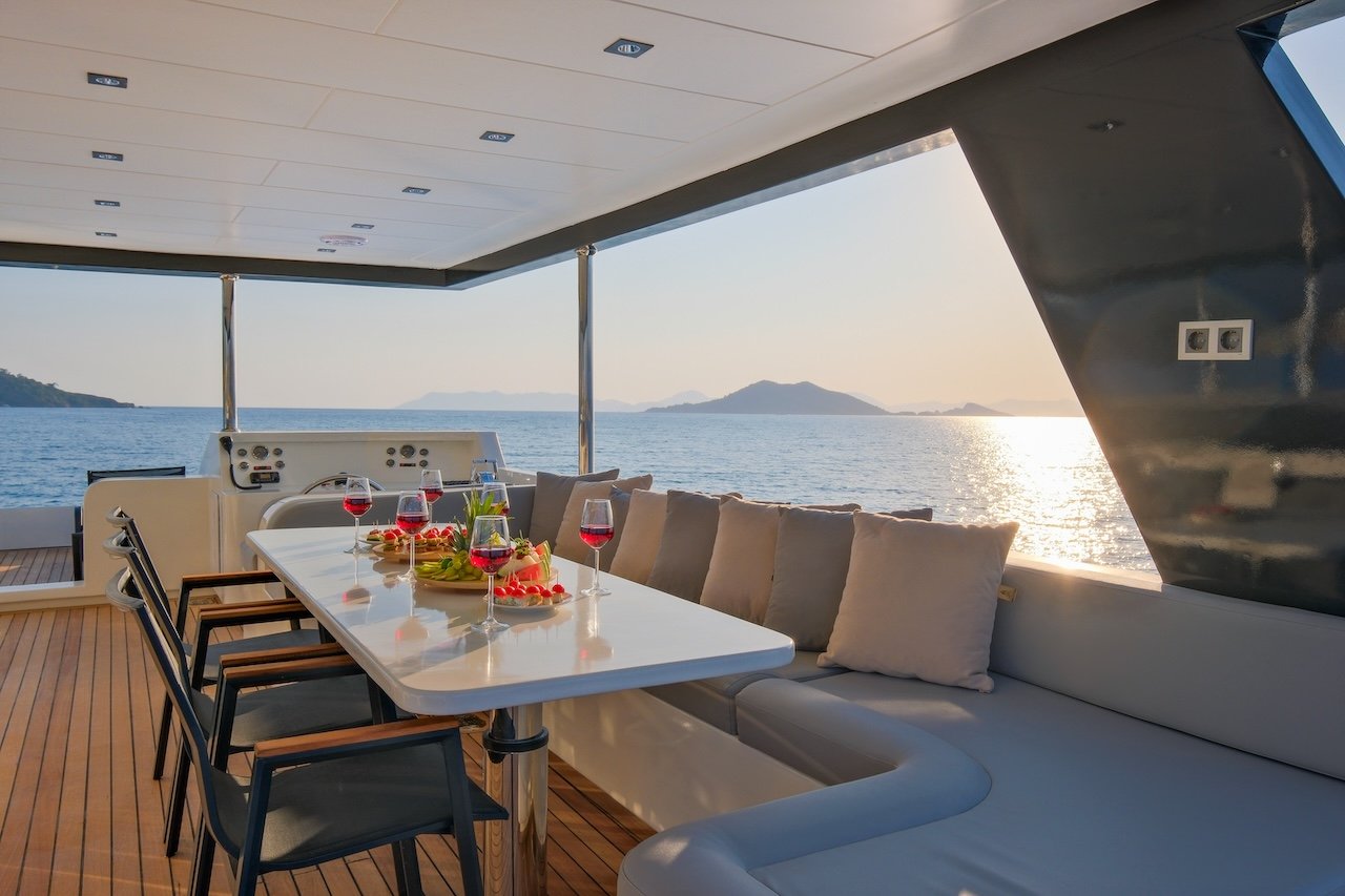 Alfa Luxury Trawler