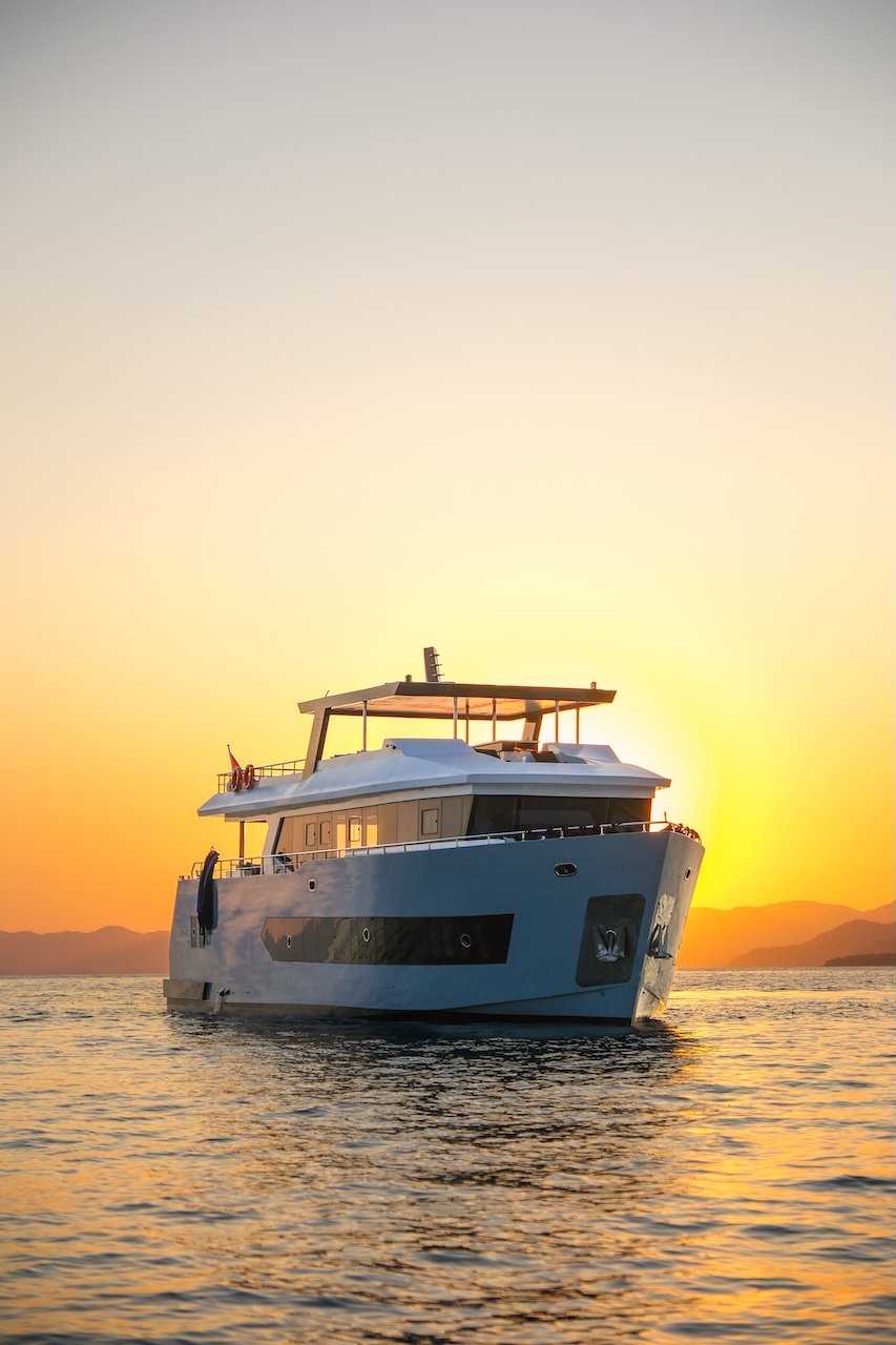 Alfa Luxury Trawler