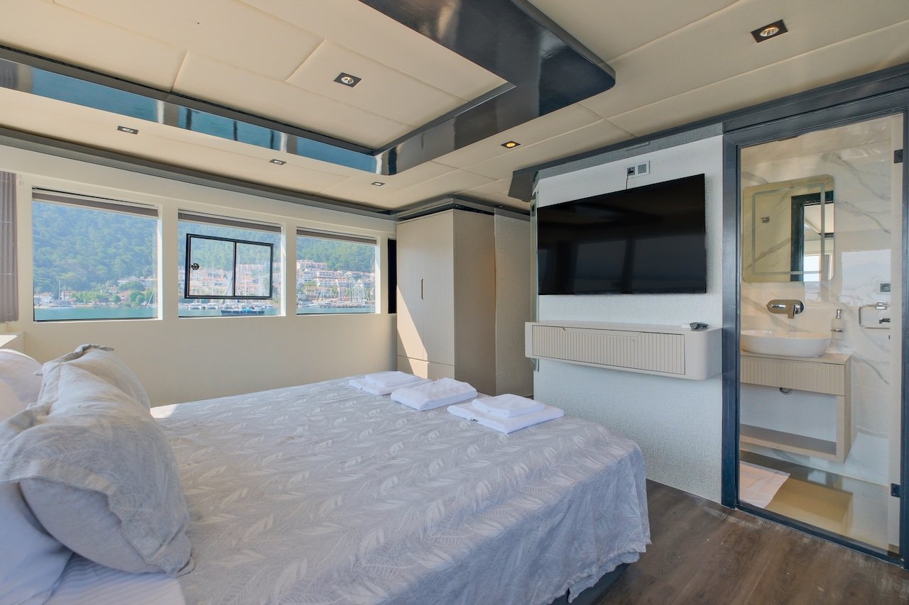 Alfa Luxury Trawler