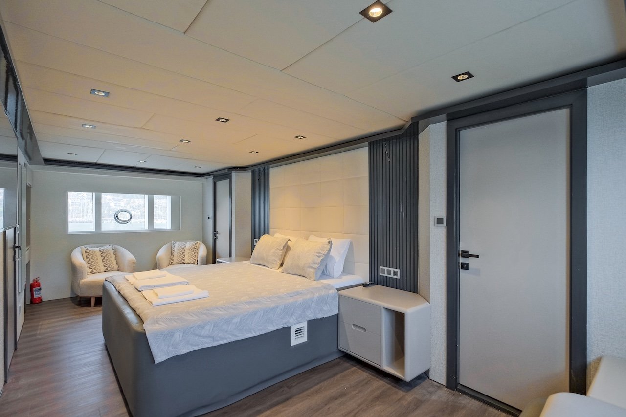 Alfa Luxury Trawler