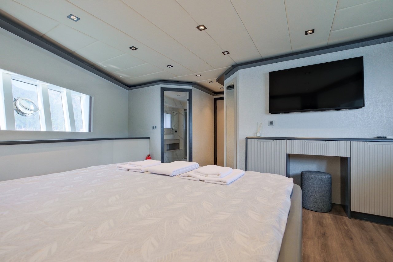 Alfa Luxury Trawler
