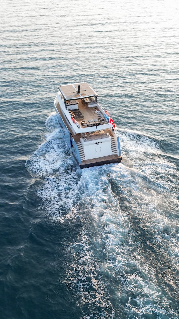Alfa Luxury Trawler