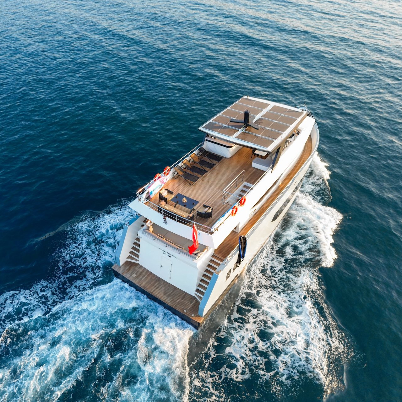 Alfa Luxury Trawler
