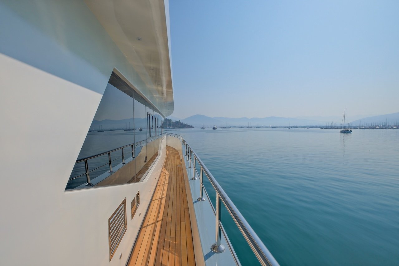 Alfa Luxury Trawler