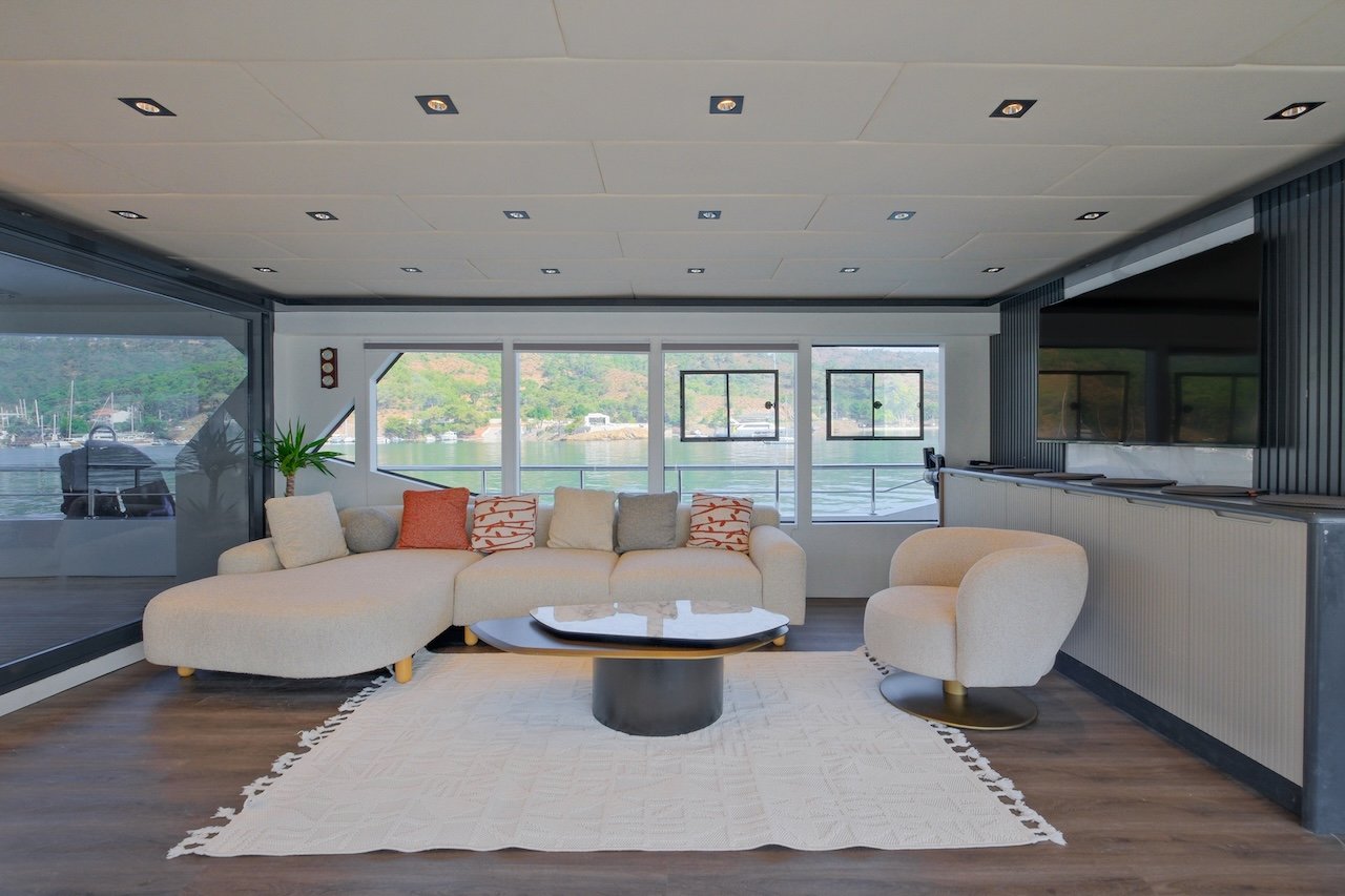 Alfa Luxury Trawler