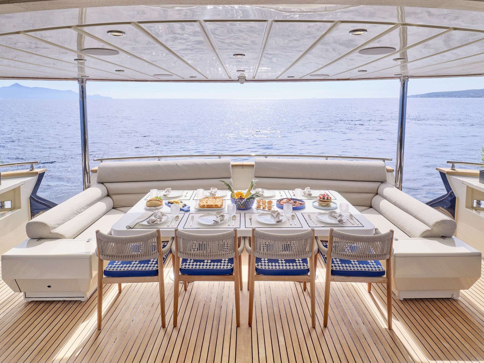 Luxury Motor Yacht BEYOND