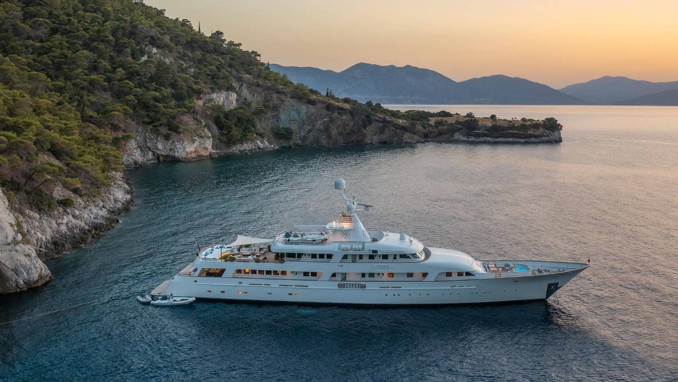 Mega Motor Yacht ITOTO
