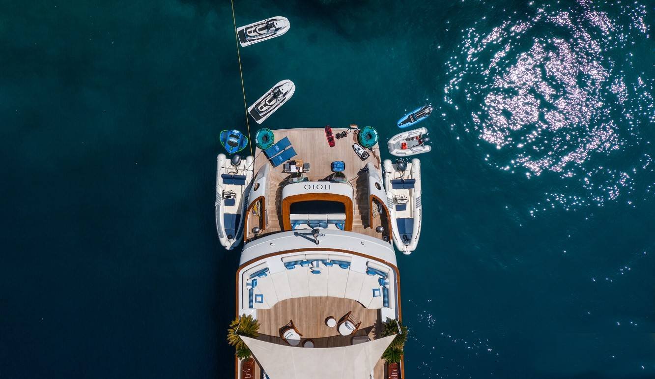 Mega Motor Yacht ITOTO