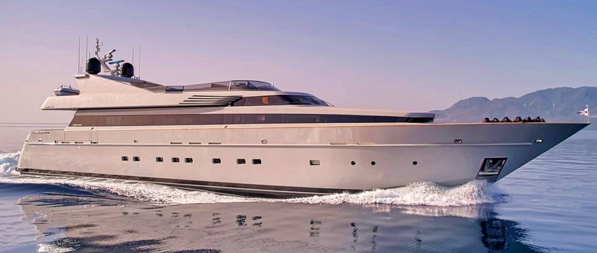 Luxury Motor Yacht KINTARO