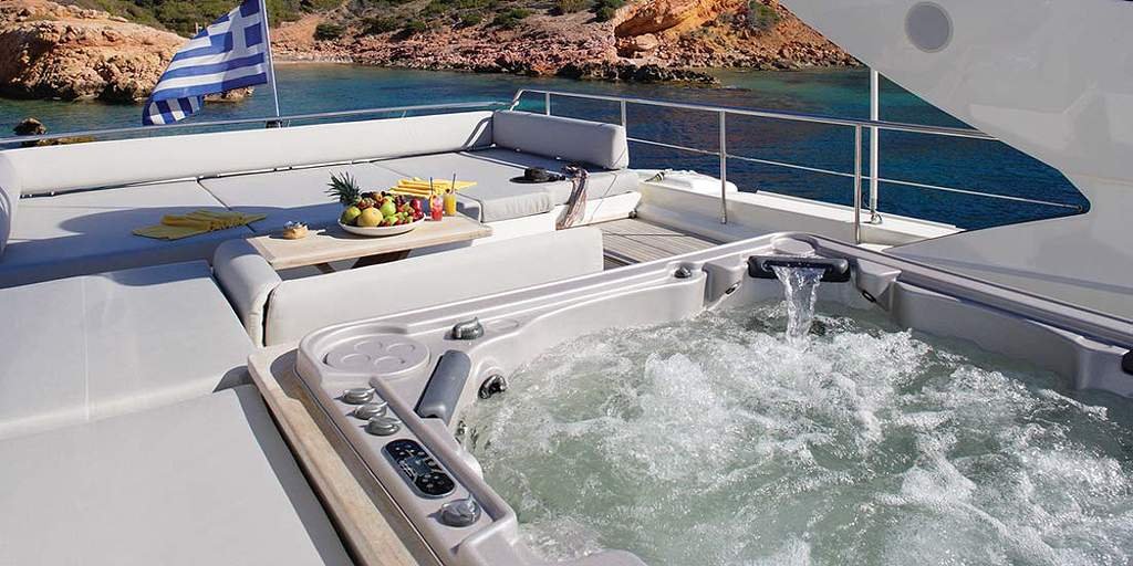 Luxury Motor Yacht DRAGON