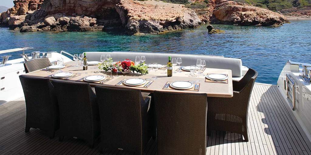 Luxury Motor Yacht DRAGON