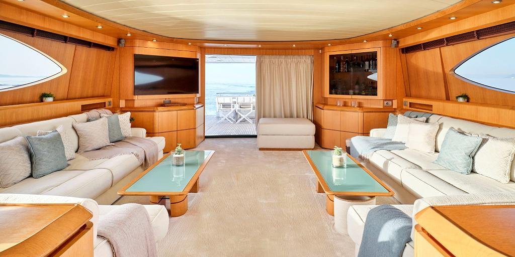 Luxury Motor Yacht ANASA