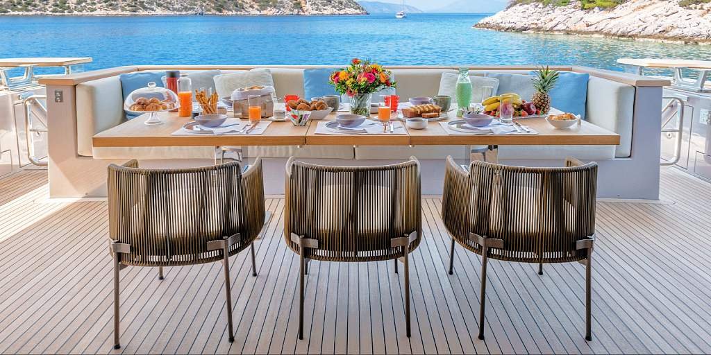 Luxury Motor Yacht FATSA