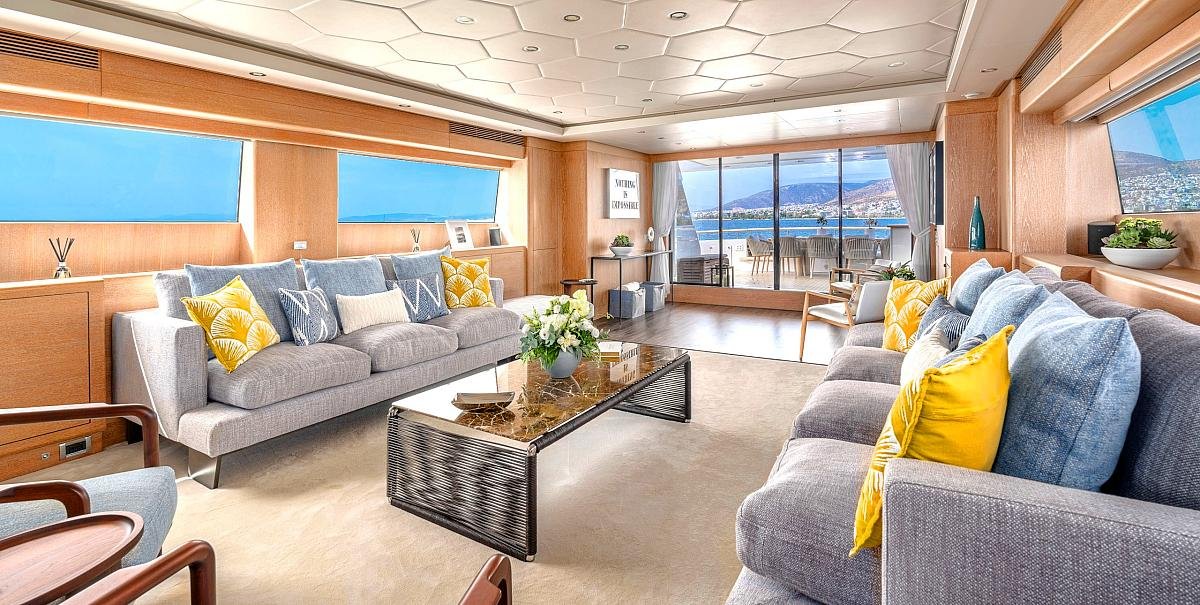 Luxury Motor Yacht GLADIUS