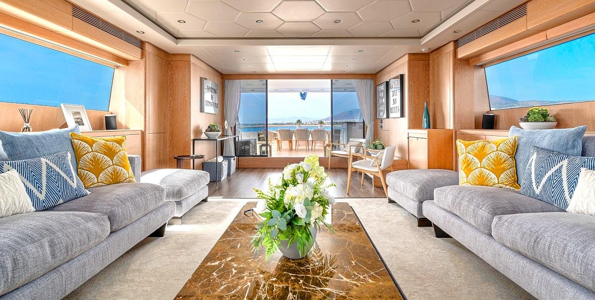 Luxury Motor Yacht GLADIUS