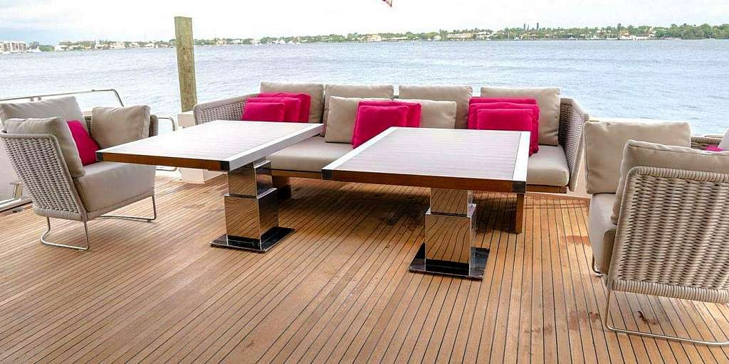 Luxury Motor Yacht GOLDEN