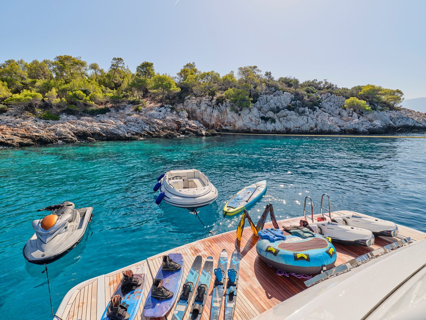 Luxury Motor Yacht HAKUNA MATATA