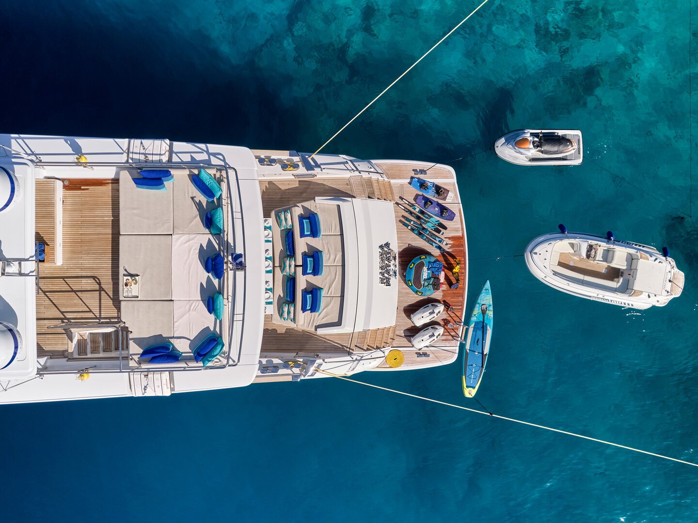 Luxury Motor Yacht HAKUNA MATATA