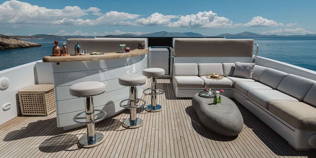 Luxury Motor Yacht LOANA
